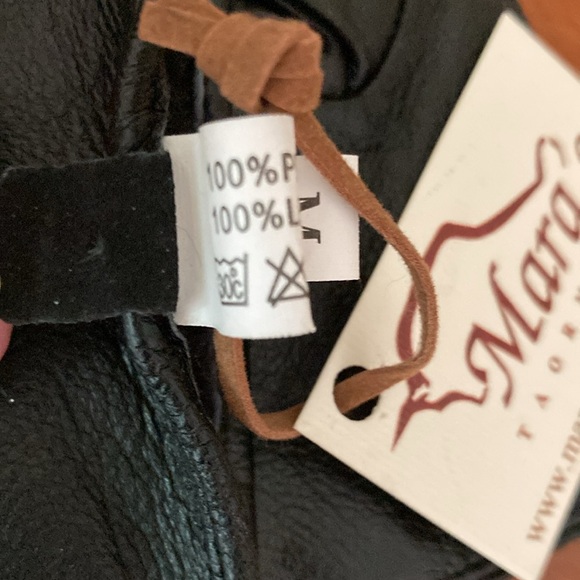 Leather Gloves - Picture 4 of 7